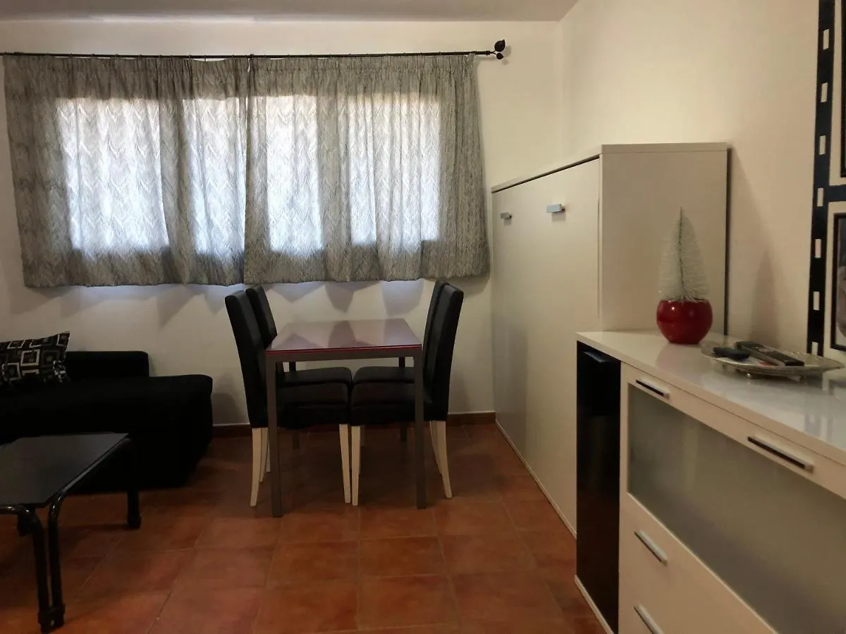 Апартаменты Apartamento Turistico Edificio Monte Oiz 1 Сьерра-Невада